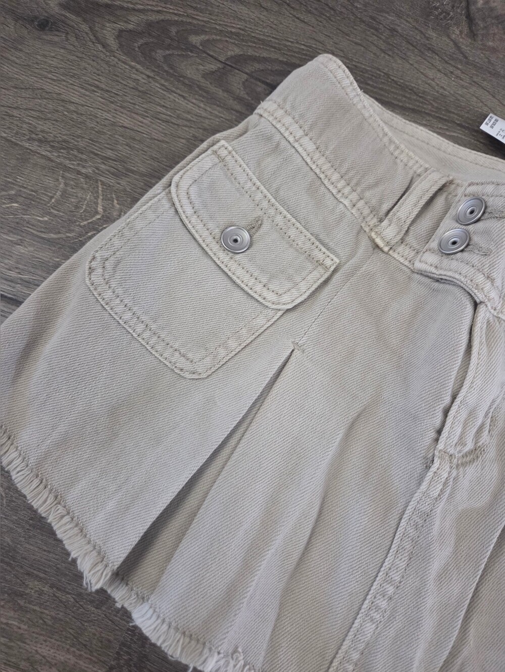 Girls pleated denim cargo skort size 14 NWT - Picture 2 of 4